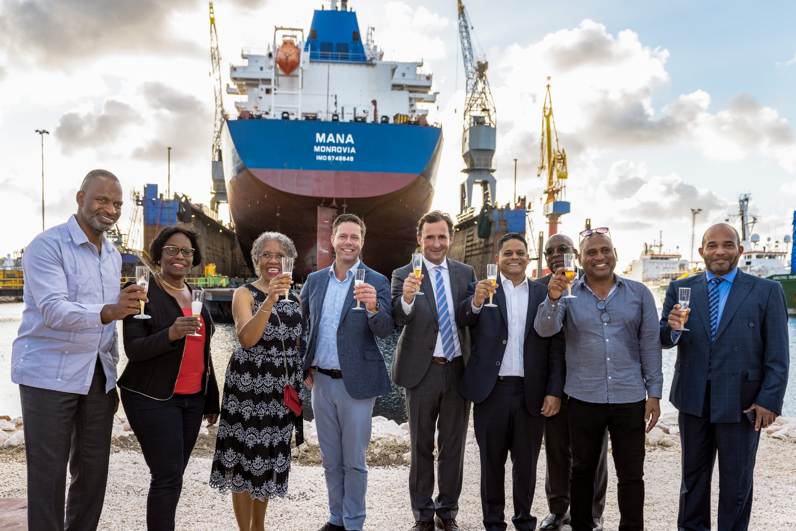 Successful completion of the Project M/V MANA of PONTOS MARINE at DAMEN Curacao Shipyard. Extensive bottom damage/steel renewal of 650 tons of steel. End 2018 – April 2019.